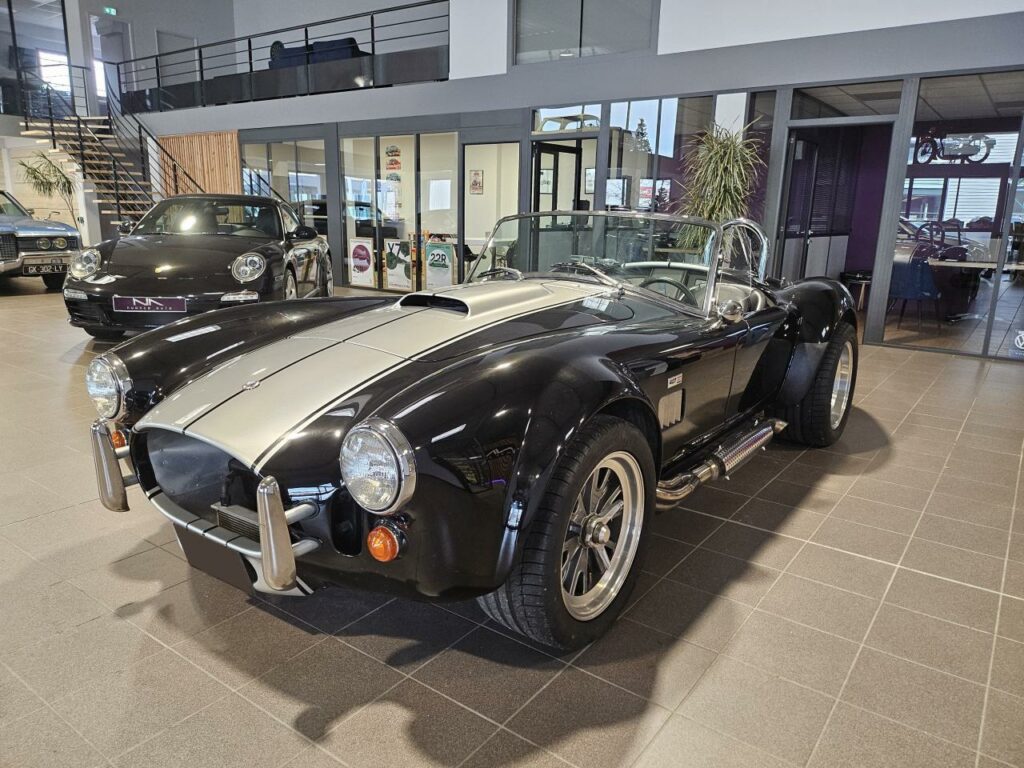 AC COBRA CLASSIC ROADSTERS 427